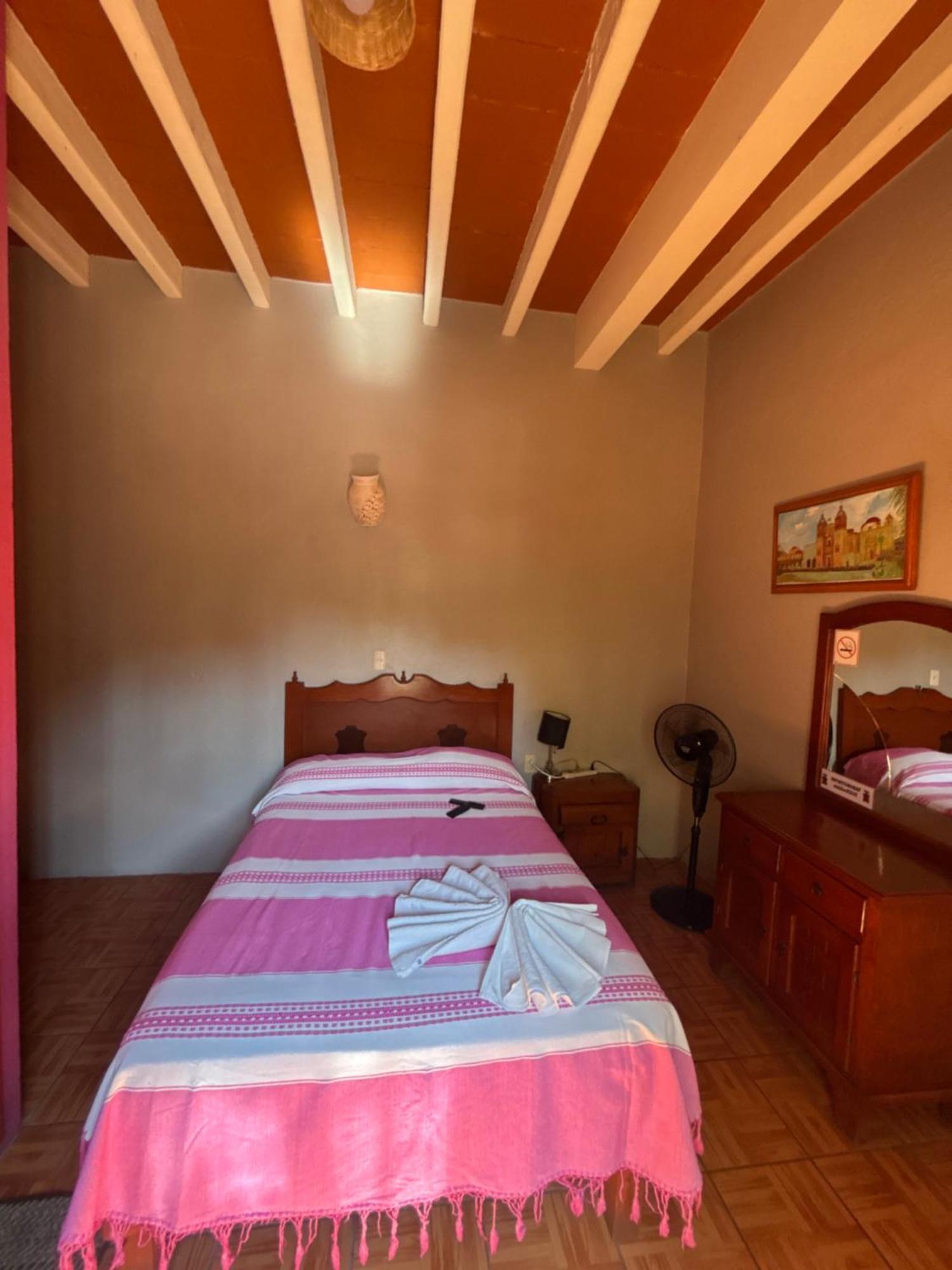 Hotel Posada "Mi Rosita" Oaxaca Buitenkant foto